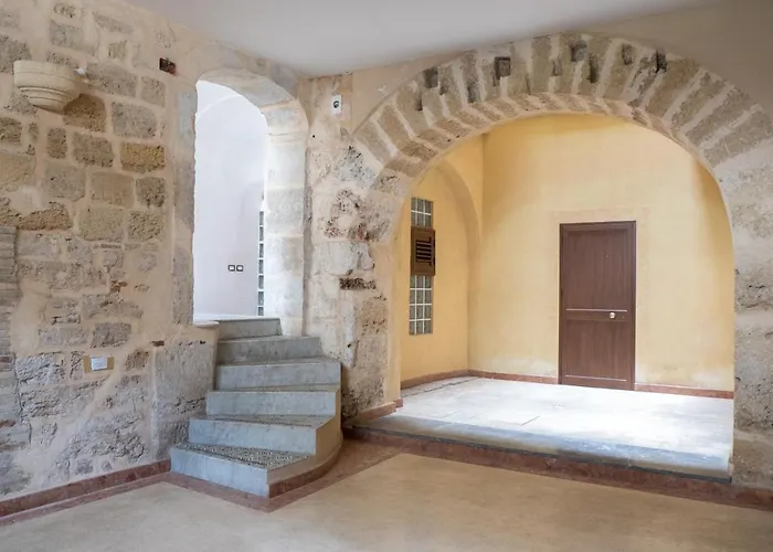 Charming House In The Historic Center Of